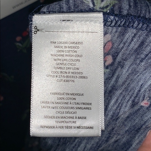 NWT Joie Dillon Cherry Print Top Size Small - Picture 5 of 5